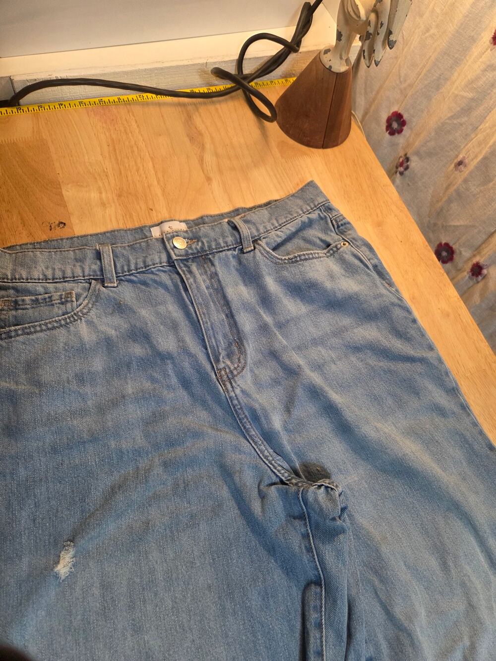 True craft relaxed wide leg size 12 distressed light wash jeans